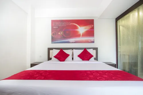 Mars City Hotel Kamar Photos