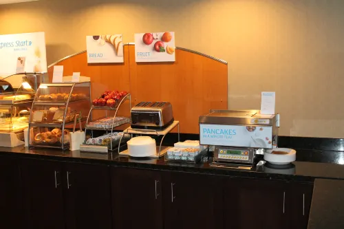 Holiday Inn Express Harlingen Restauration Photos