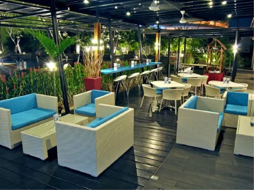 Solo Paragon Hotel & Residence Makanan Photos