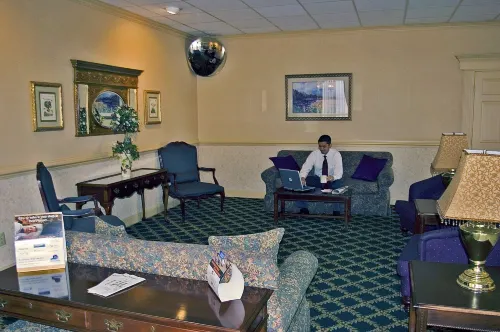 Days Inn by Wyndham Goldsboro Public Areas Photos