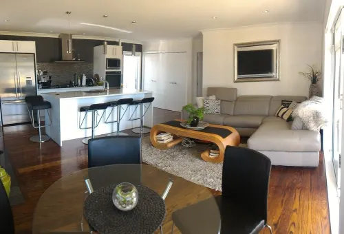 Whangaparaoa Lodge Photos