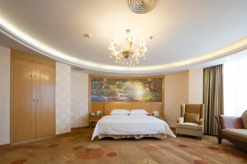 Venus International Hotel (Shengping Subway Station) Featured Photos