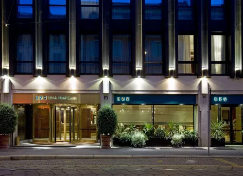 UNA HOTELS Cusani Milano Esterni Photos