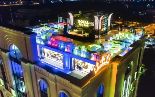 Khách sạn Royal Quảng Bình Xung quanh Photos