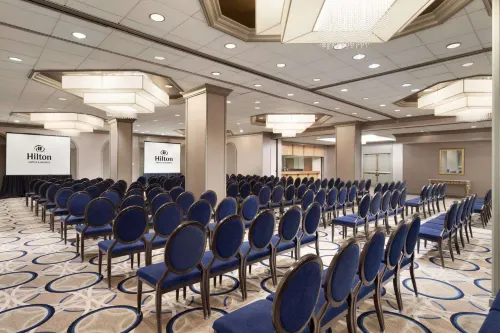 DoubleTree by Hilton Newark Penn Station Espaces Affaires Photos