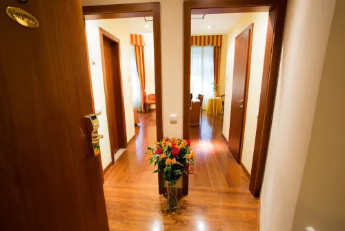 Hotel Kinsky Fountain Public Areas Photos