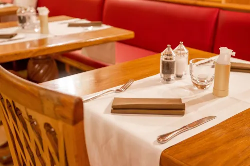 QU Hotel Augsburg Dining Photos
