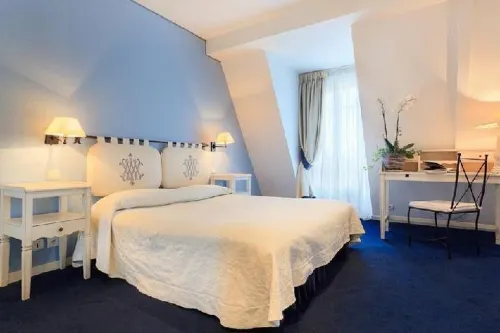Hotel le Grimaldi by Happyculture Photos