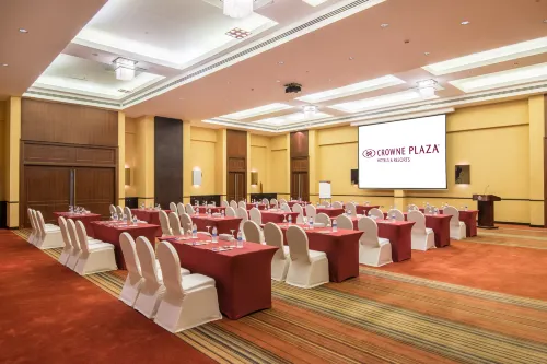 Crowne Plaza Sohar Espaces Affaires Photos