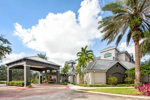 La Quinta Inn & Suites by Wyndham Ft. Lauderdale Plantation Esterni Photos