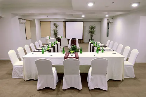 Aryaduta Suites Semanggi Fasilitas Bisnis Photos