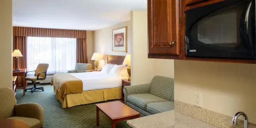 Holiday Inn Express & Suites Chester-Monroe-Goshen Nổi bật Photos