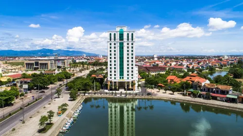 Khách sạn Royal Quảng Bình Xung quanh Photos