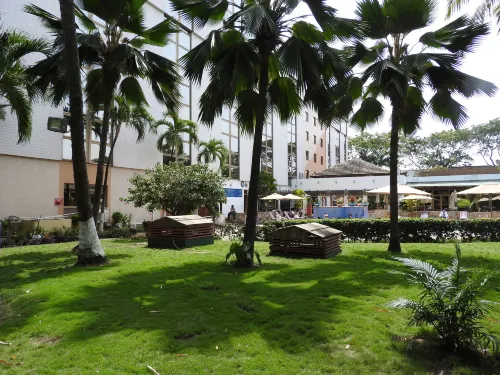 Accra City Hotel Extérieur Photos