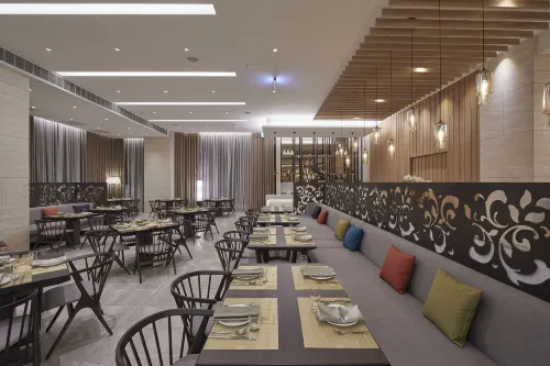 Grand Bay Resort Hotel Restauration Photos