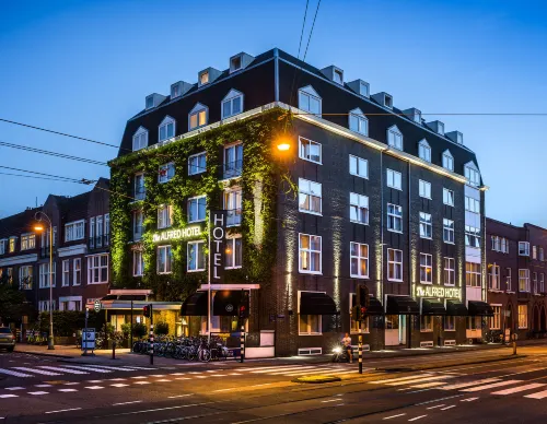 The Alfred Hotel Esterni Photos
