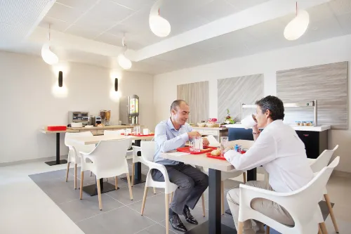 Appart'hôtel Odalys City Marseille Le Dôme Restauration Photos