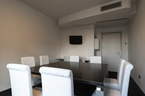 A Point Arezzo Park Hotel Business Photos