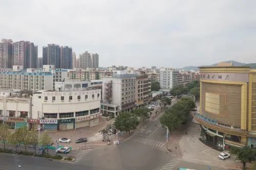 Venus International Hotel (Shengping Subway Station) Near Hotel Photos