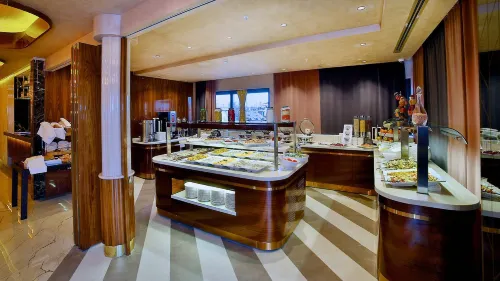 Beethoven Premium Hotel Restauration Photos