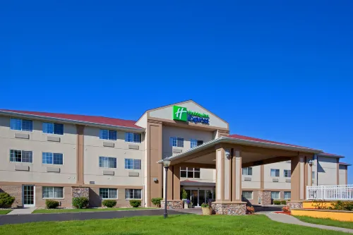 Holiday Inn Express & Suites St. Joseph Lakefront Esterni Photos