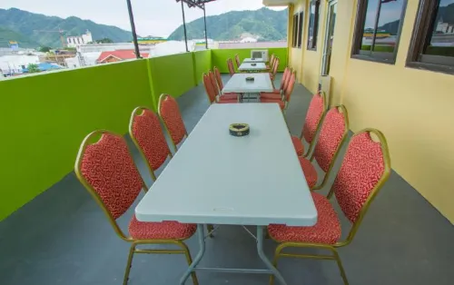 Imperial Hotel Gorontalo Makanan Photos