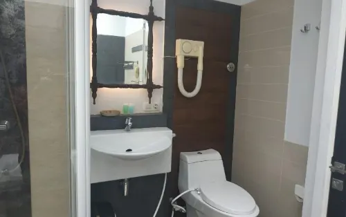Savali Hotel Kamar Photos