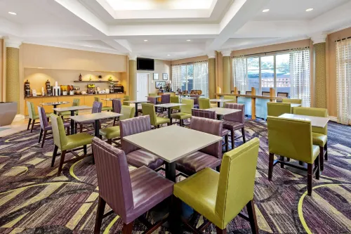 La Quinta Inn & Suites by Wyndham Ft. Lauderdale Plantation Ristorazione Photos