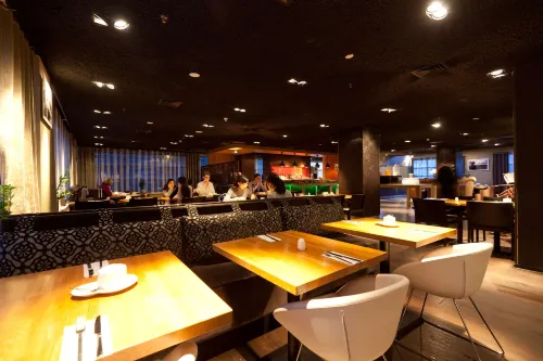 XO Hotels Blue Tower Mahlzeiten Photos