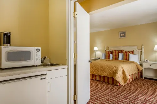 Quality Inn & Suites Capitola by the Sea Photos
