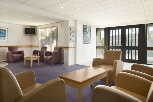 Days Inn by Wyndham Membury M4 Featured Photos