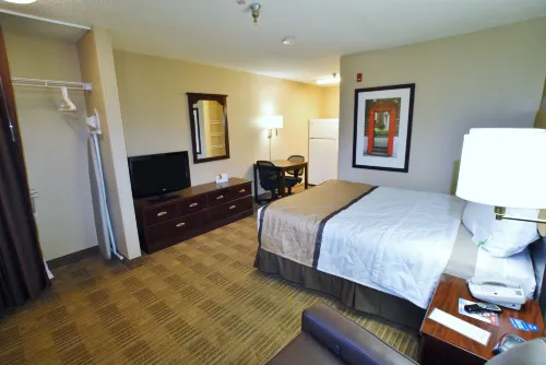 Extended Stay America Suites - St Louis - Westport - E Lackland Rd Photos