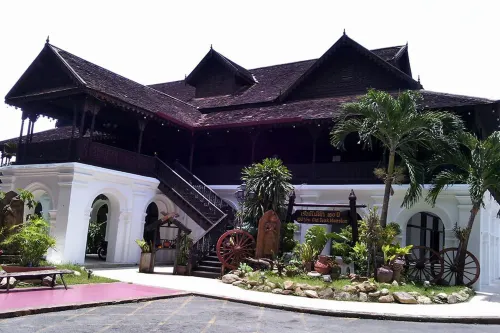 Diamond River Ping Petch-Ngam Hotel Extérieur Photos