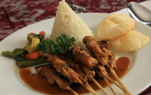 Anini Raka Resort & Spa Makanan Photos