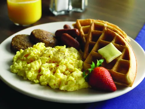 Quality Inn Restauration Photos