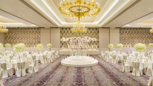 Siam Kempinski Hotel Bangkok Business Photos