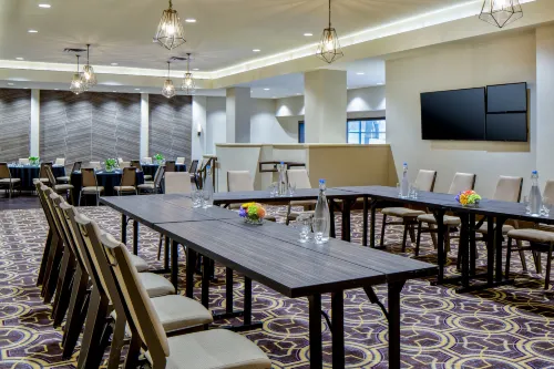 Sheraton DFW Airport Hotel Business Facilities Photos