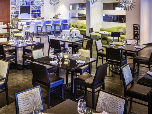 Novotel Toronto North York Featured Photos