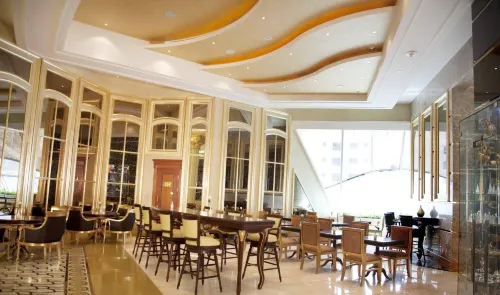 Grand Excelsior Hotel Al Barsha Питание Photos