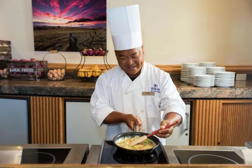 Hilton Waikoloa Village Restauration Photos