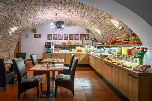 Hotel Mucha Dining Photos