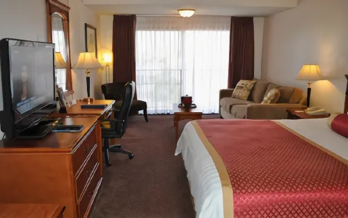 Best Western Plus South Bay Hotel Featured Photos