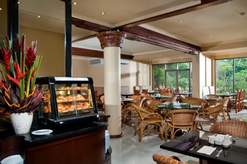 Bali Garden Beach Resort Питание Photos