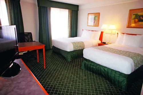 La Quinta Inn & Suites by Wyndham Denver Tech Center Featured Photos