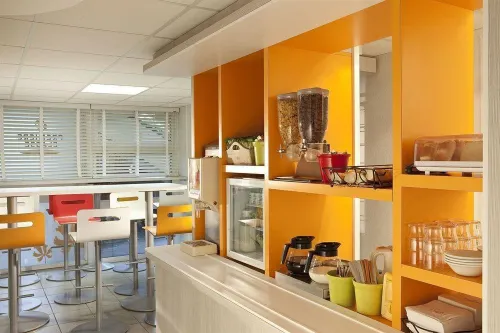 Premiere Classe Paris Ouest - Pont De Suresnes Restauration Photos