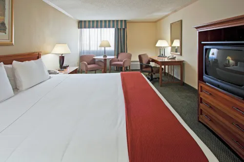 Holiday Inn Express & Suites Miami - Hialeah Photos