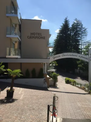 Hotel Campione Extérieur Photos