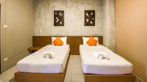 B2 Santitham (Wat Jed Yod) Boutique & Budget Hotel Photos