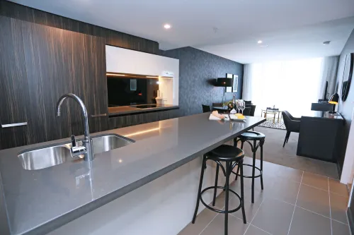 Alex Perry Hotel & Apartments Photos