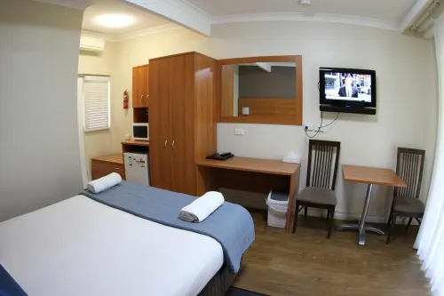Sleepy Hill Motor Inn Photos